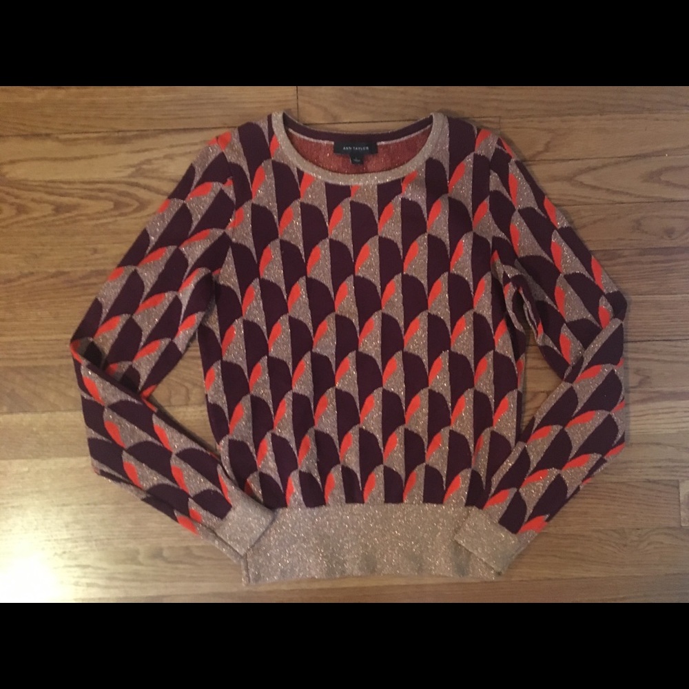 Beautiful Ann Taylor sweater Sz Small